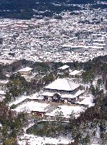 Snow falls on Todaiji Temple in Nara